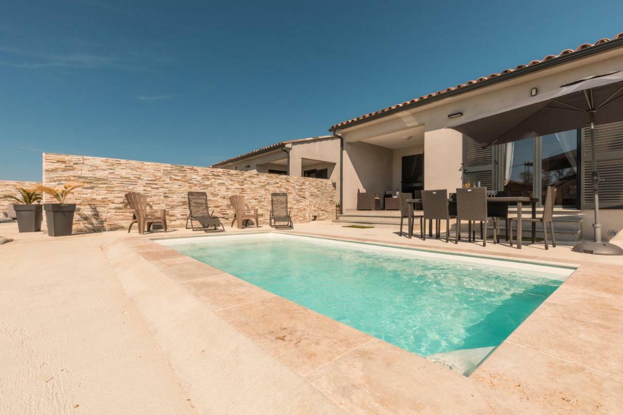 Le Domaine De Marie Villa Palasca  Bagian luar foto